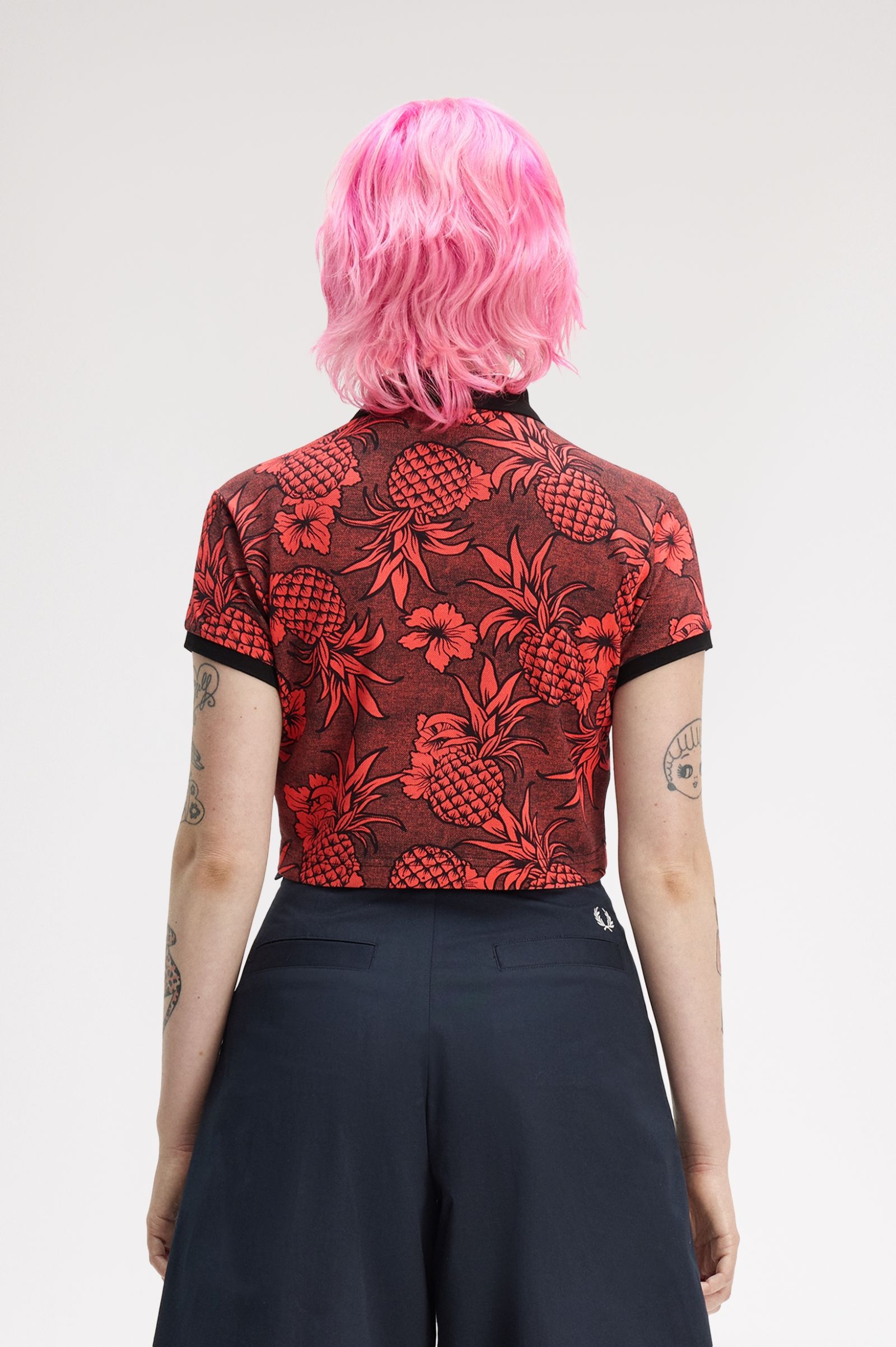 Fred Perry X Amy Winehouse Foundation Printed Polo Shirt (Strawberrycream)