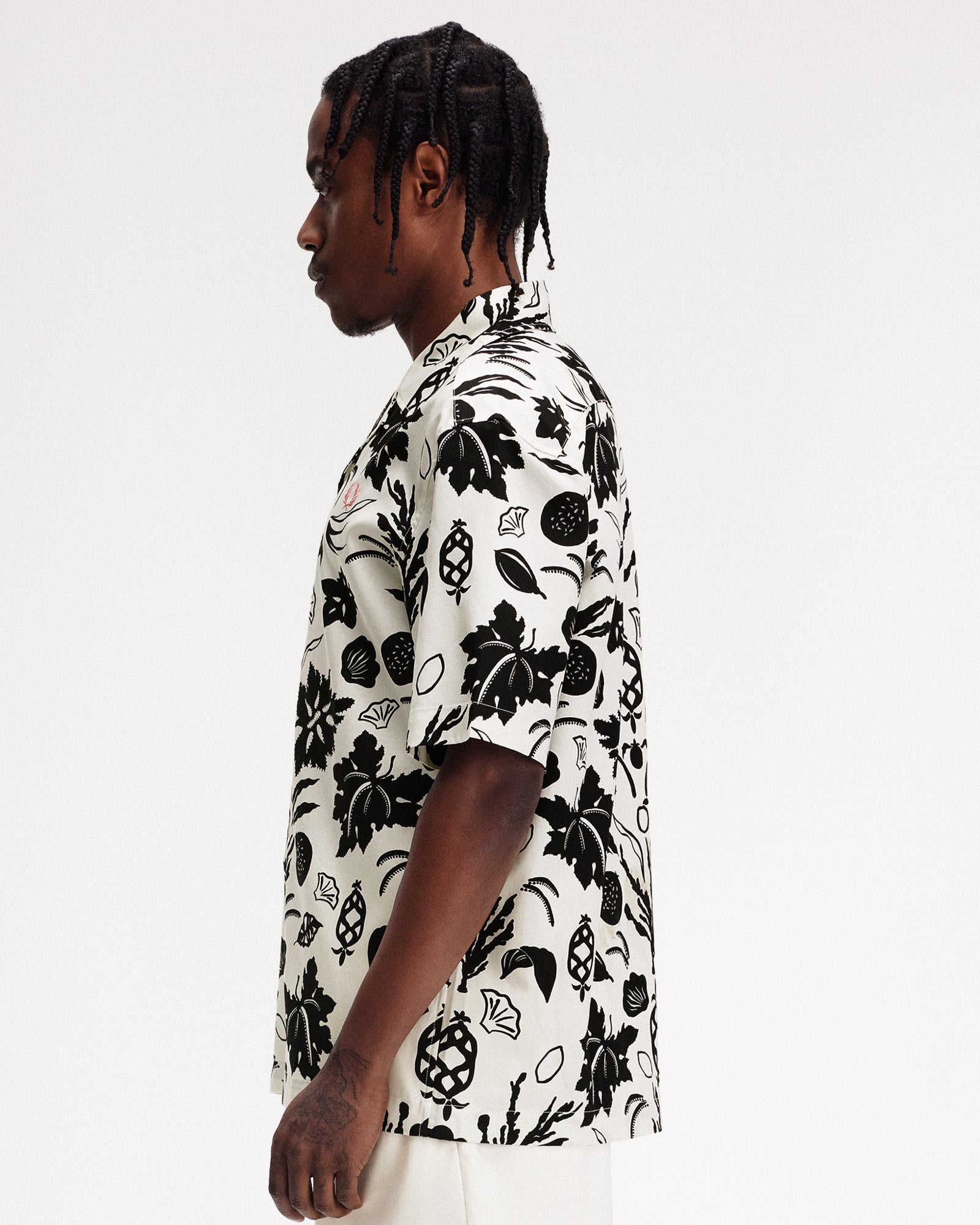 Fred Perry Botanical Print Revere Collar in Lightecru