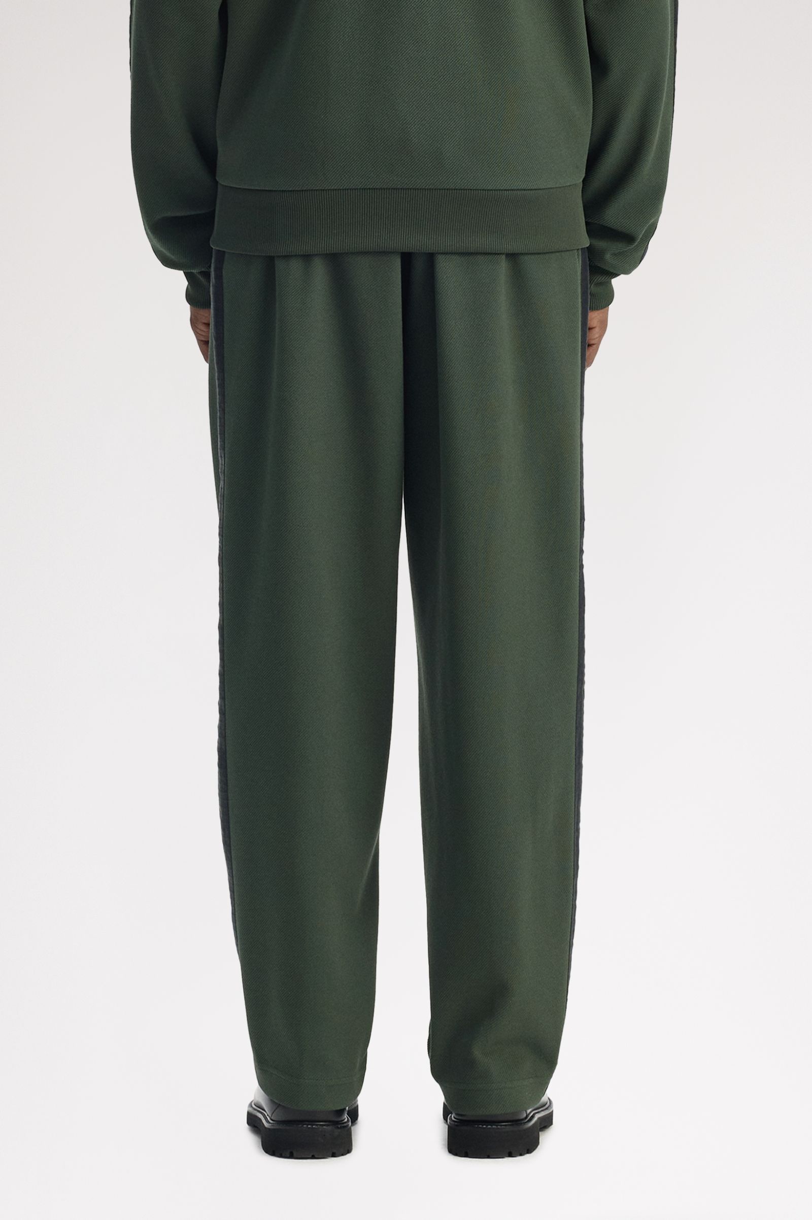 Fred Perry Dash Taped Track Pant (Court Green)