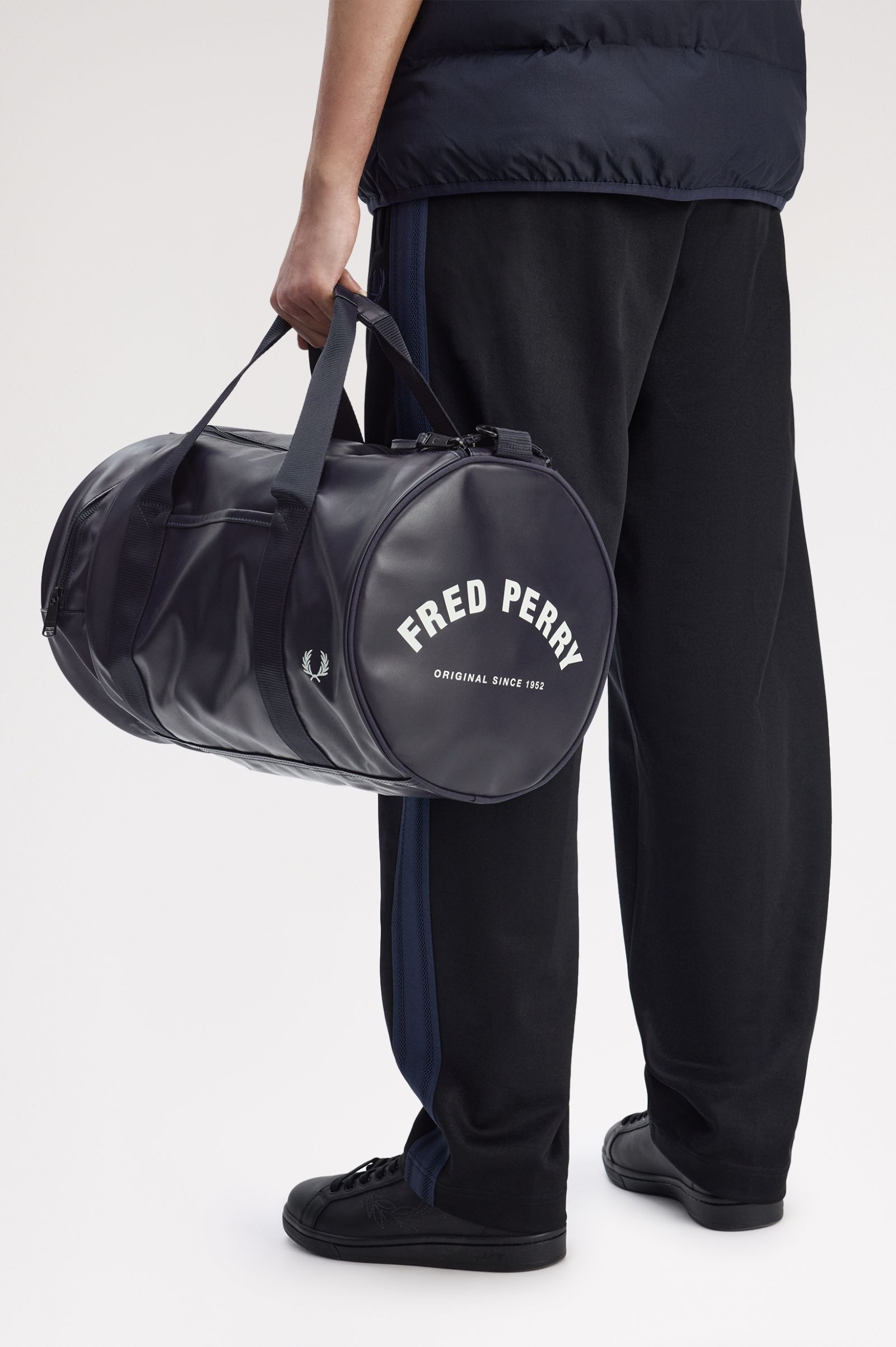 Fred Perry Tonal Classic Barrel Bag (Navy)