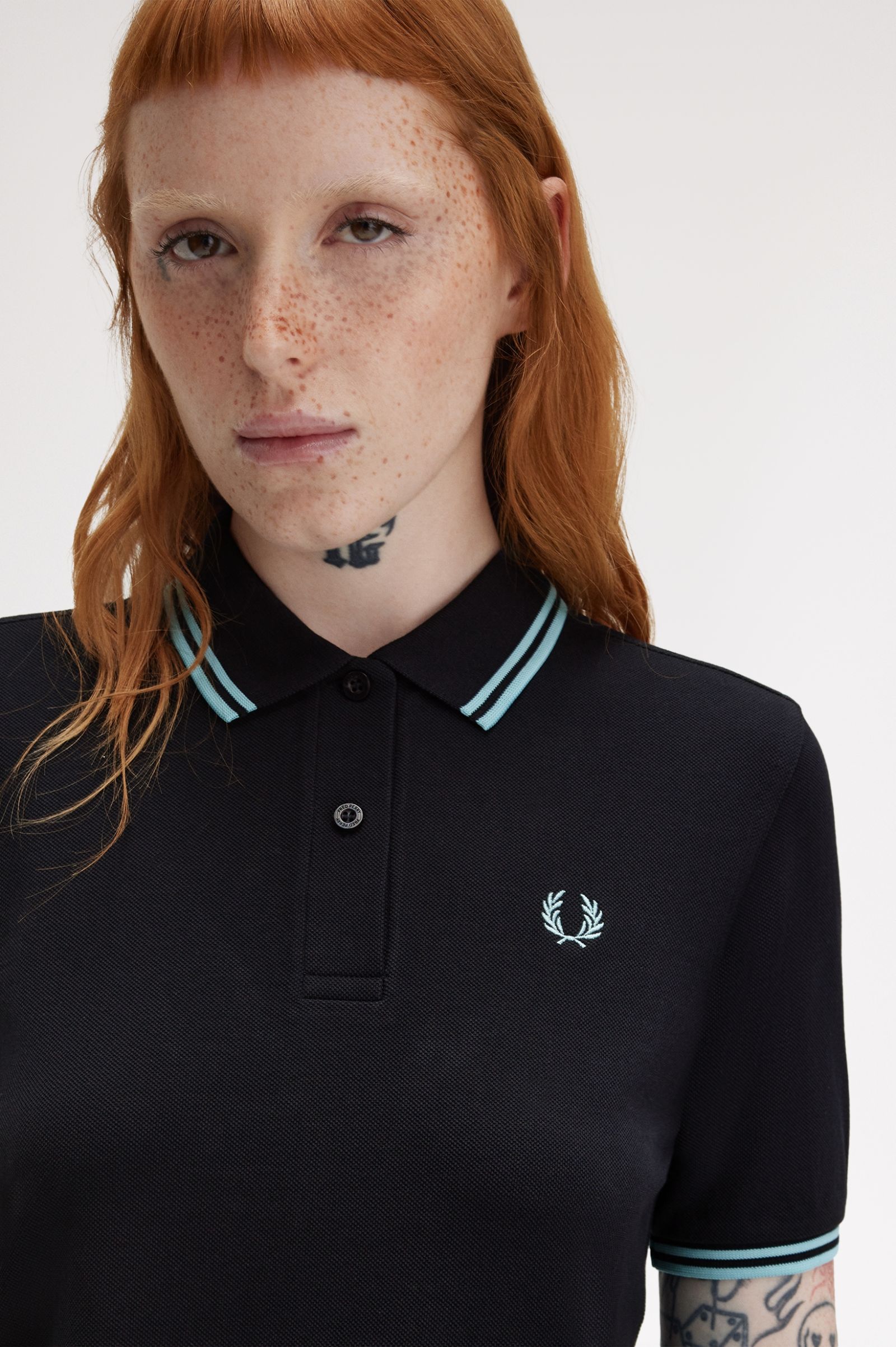 Fred Perry Twin Tipped Shirt G3600 in Navy/Mint Blue