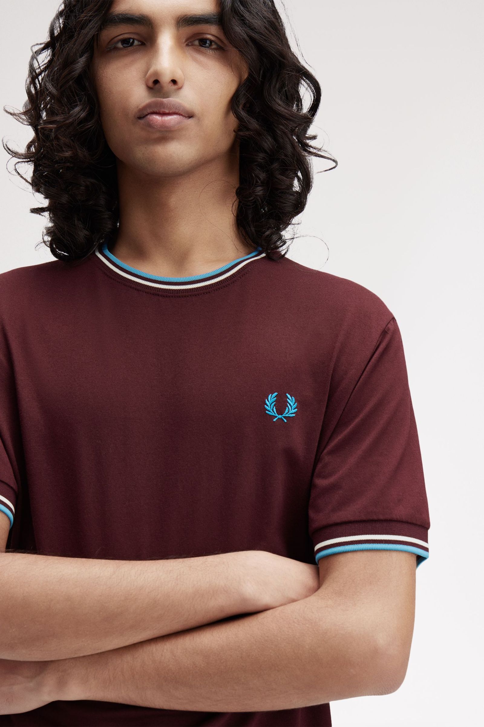 Fred Perry Twin Tipped T-Shirt in Oxblood/Ecru/Court Blue  