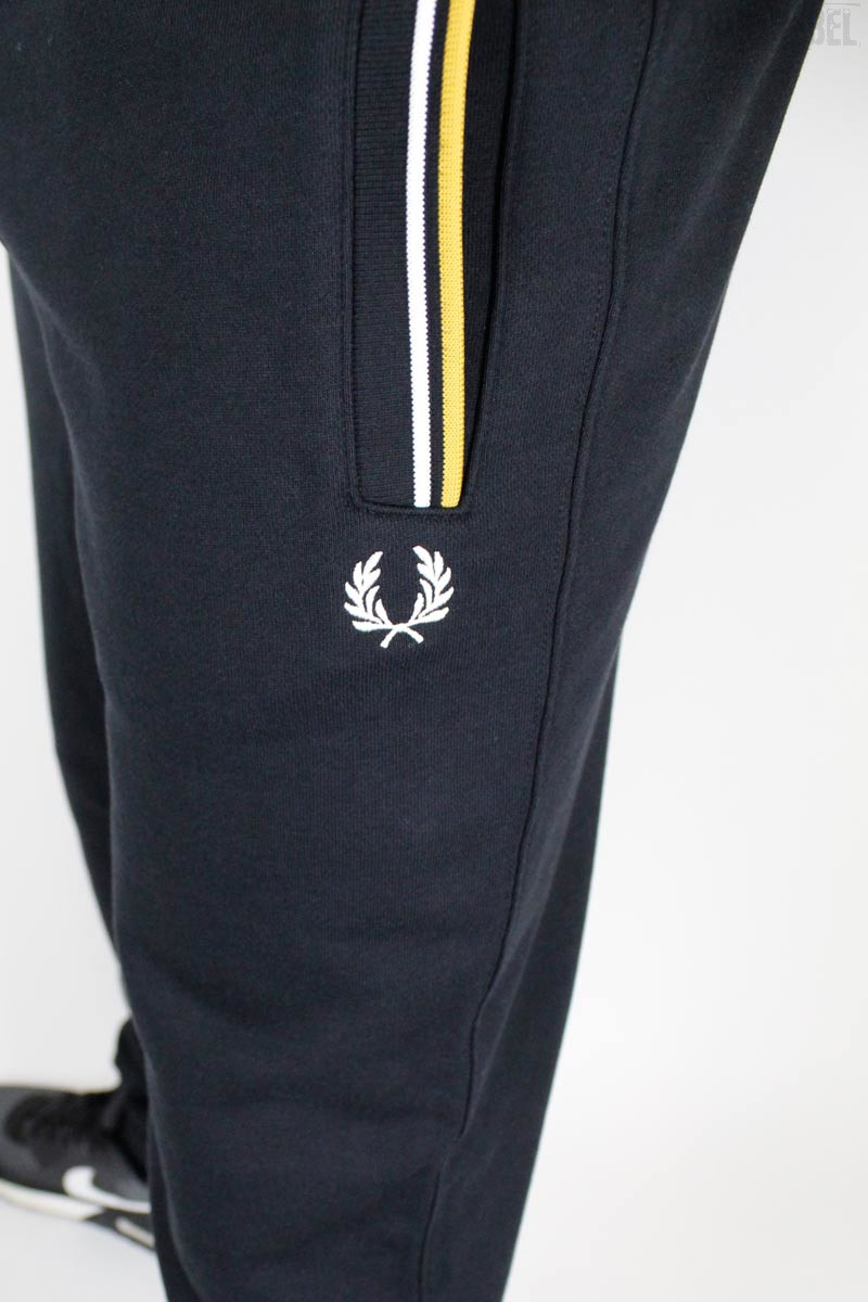 Fred Perry Loopback Sweatpant Black T8510-S