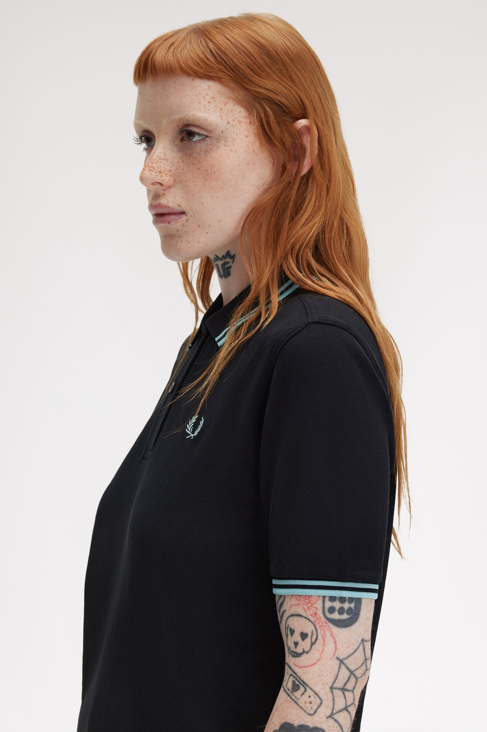 Fred Perry Twin Tipped Shirt G3600 in Navy/Mint Blue