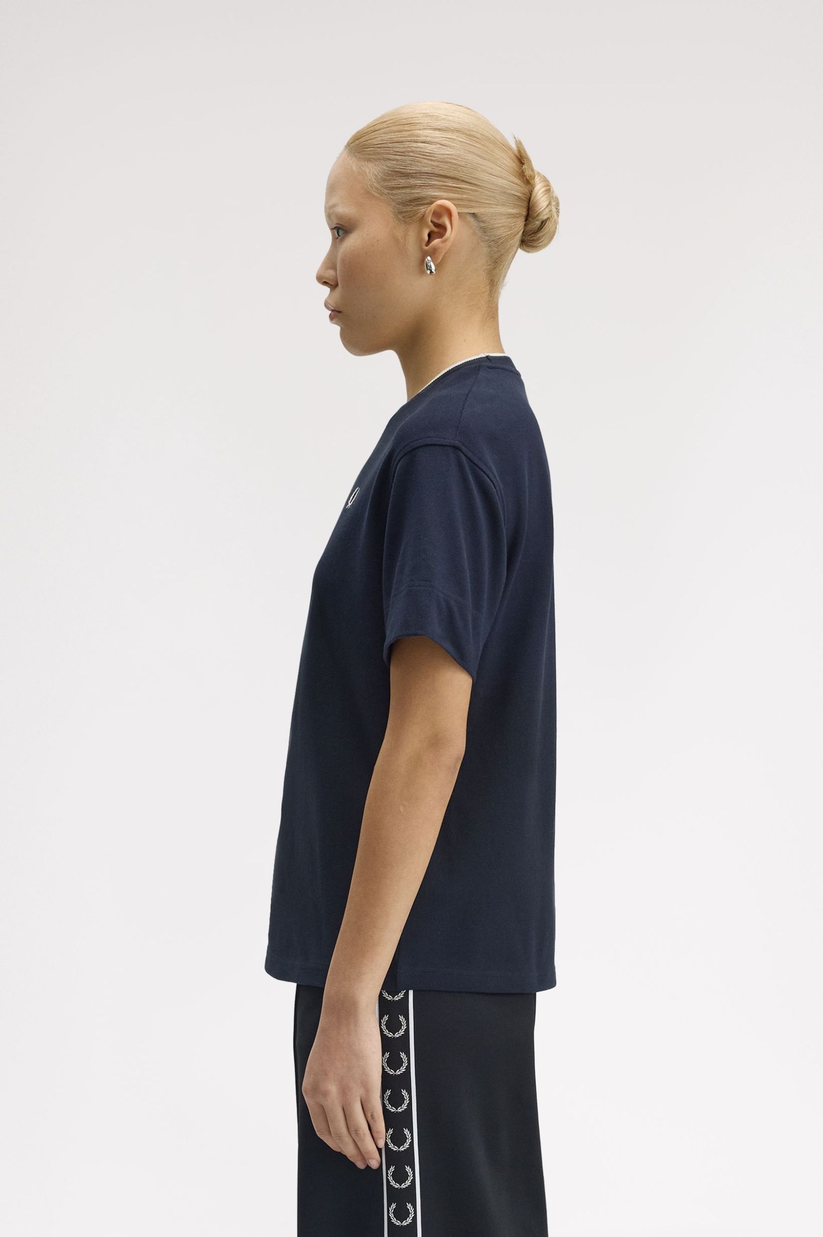 Fred Perry Tipped Piqué T-Shirt (Navy)