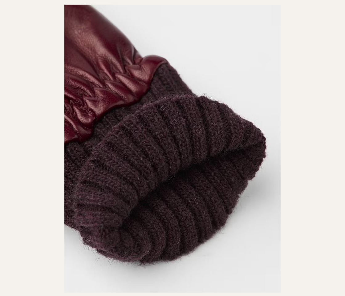 Hestra Tina Handschuh in Dunkelrot Hestra Tina Handschuh in Dunkelrot