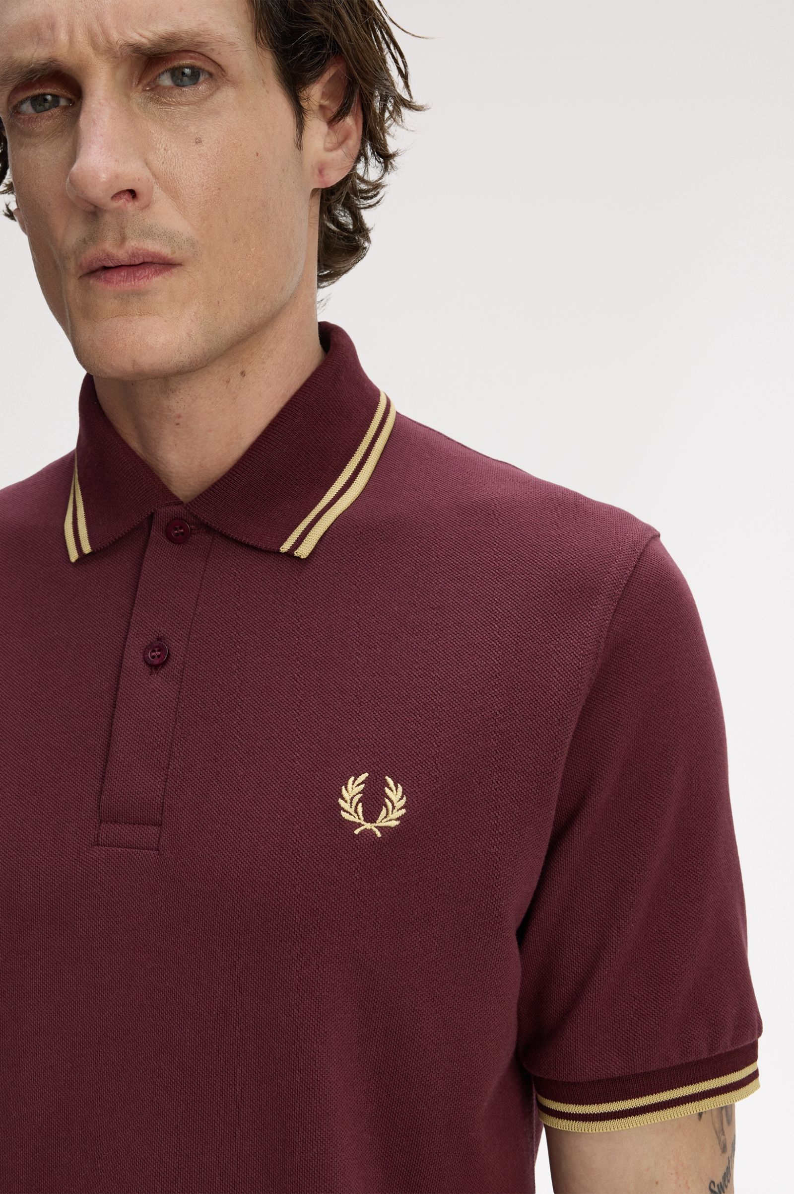 Fred Perry Made in England M12 Poloshirt (Oxblood/Champagne)