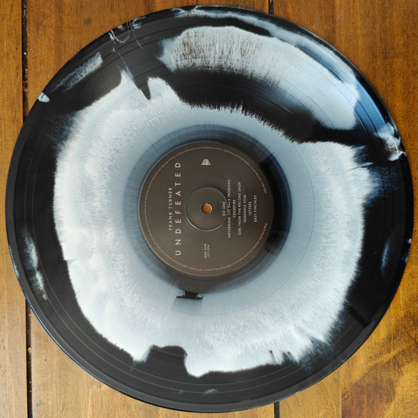 Frank Turner – Undefeated (LP)        