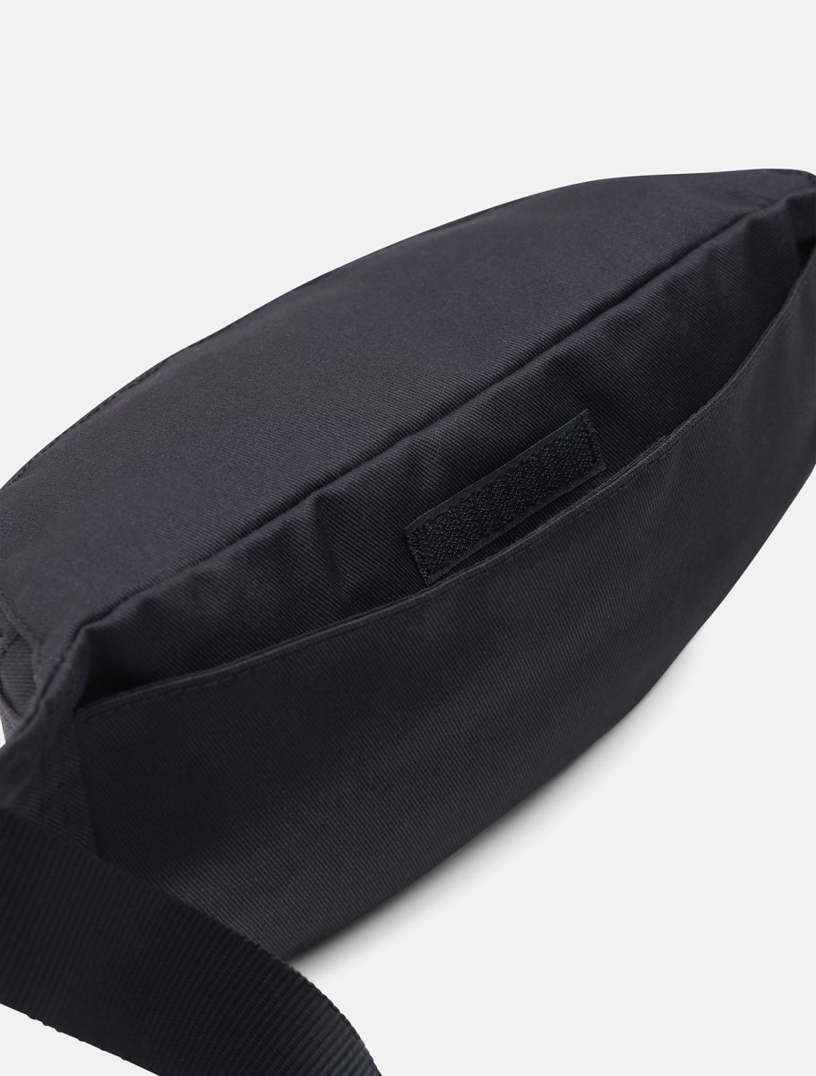 Dickies Blanchard Cross Body Bag in Black 