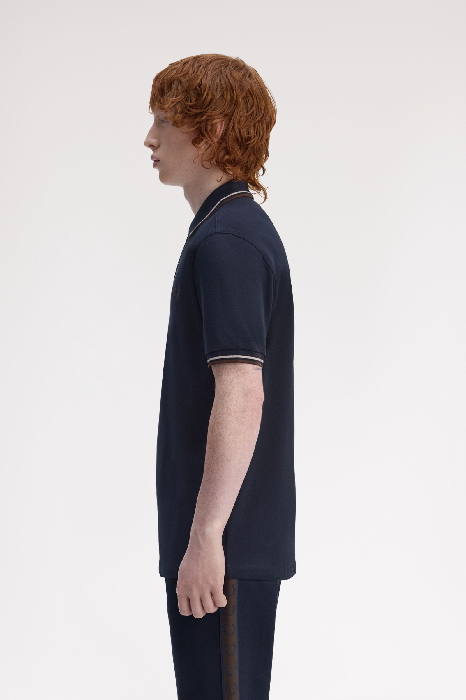 Fred Perry M3600 Twin Tipped Shirt (Marineblue/Warm Beige/Burned Tobacco)
